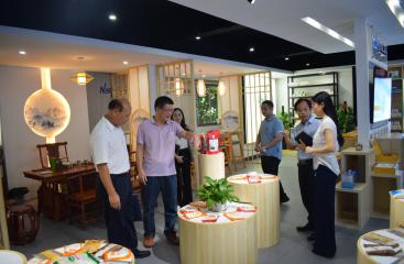 農(nóng)投集團清廉專班到云鷗物流公司調(diào)研   