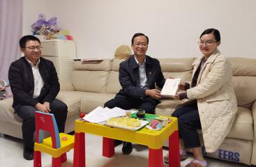 引導干部家屬當好 “廉內助”  | 南寧糖業對新提拔干部開展廉政家訪