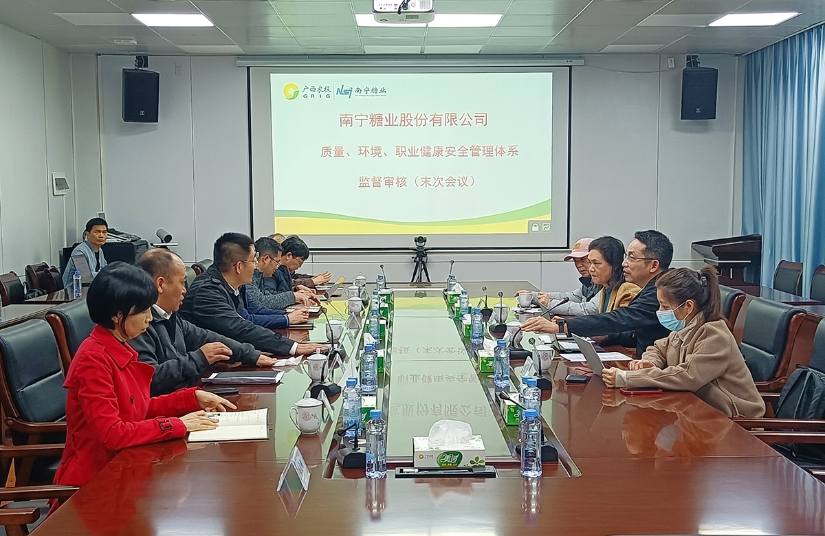 韋粵華 攝.jpg