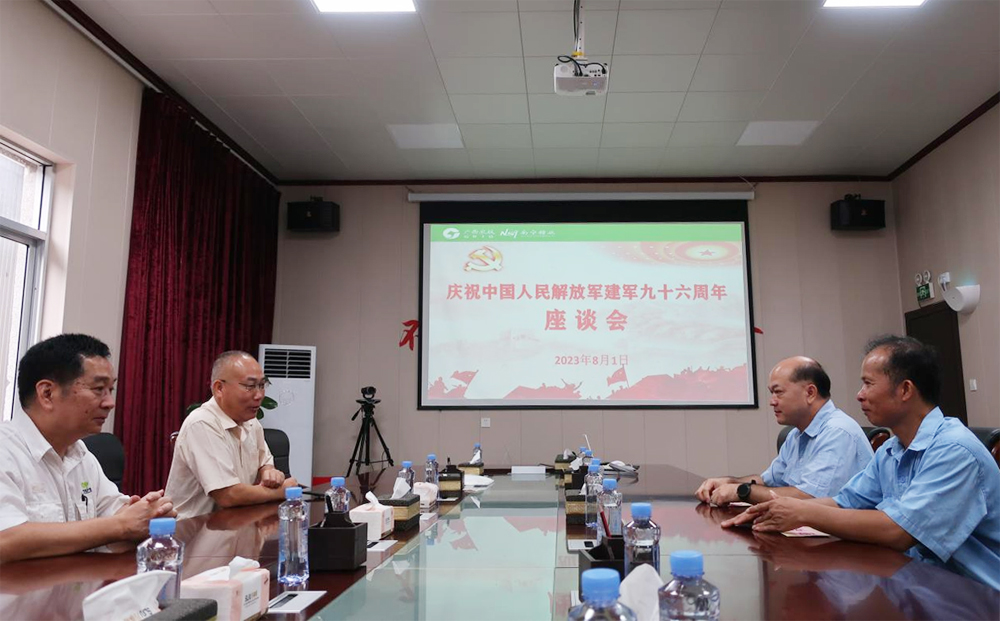 舒雅照片（莫思若）.jpg